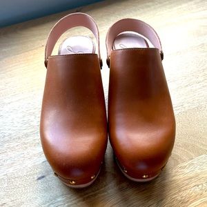 J.Crew Cognac clog. Size 9.